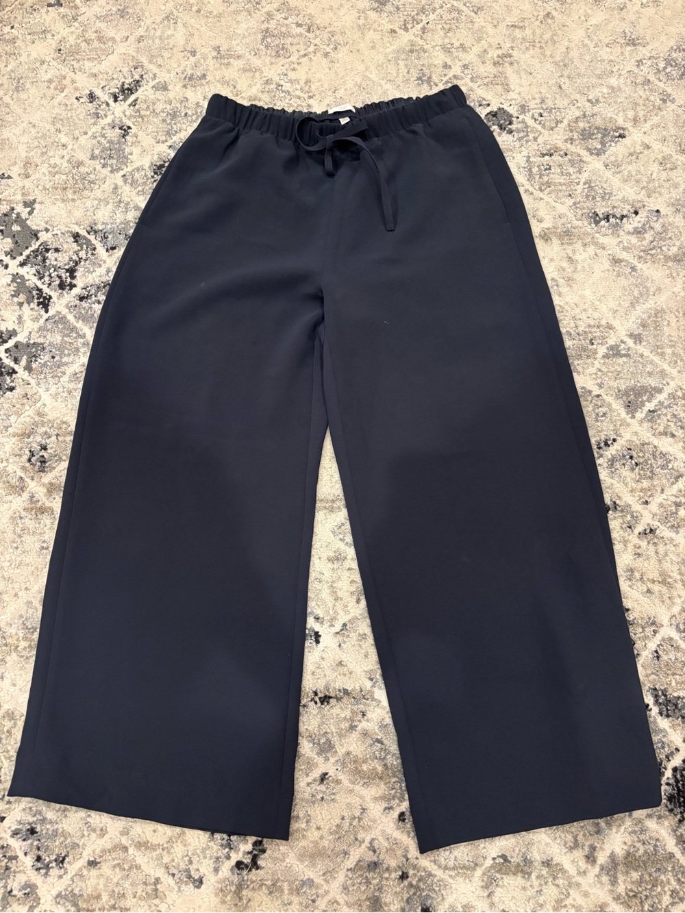 Aritzia Lodge Pant Wide-Leg Drawstring Pants in Navy